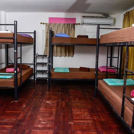 The Wanderlust Hostel Пханган Экстерьер фото