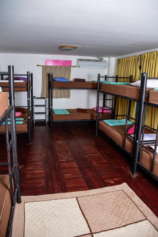 The Wanderlust Hostel Пханган Экстерьер фото