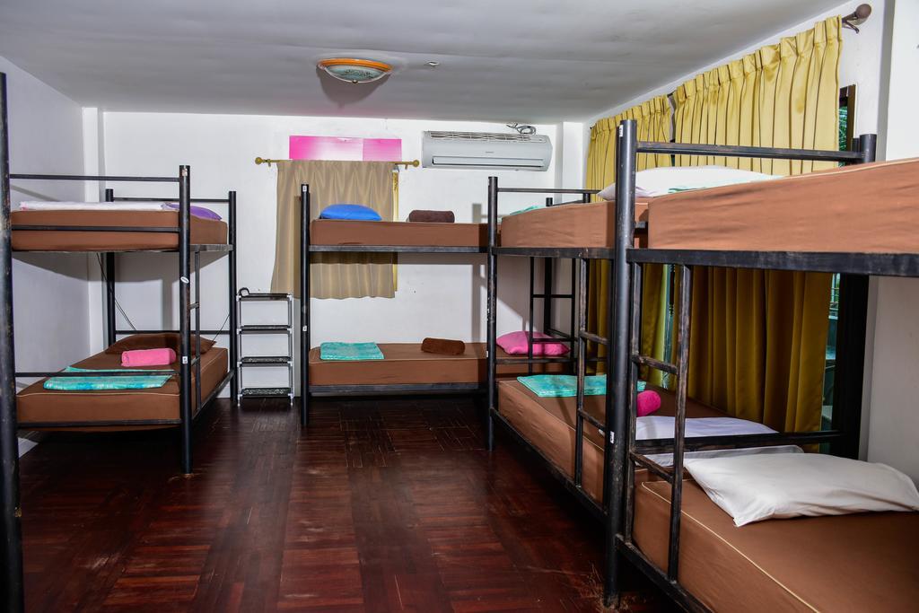 The Wanderlust Hostel Пханган Экстерьер фото