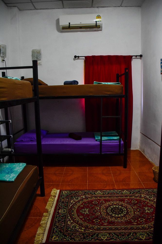 The Wanderlust Hostel Пханган Экстерьер фото